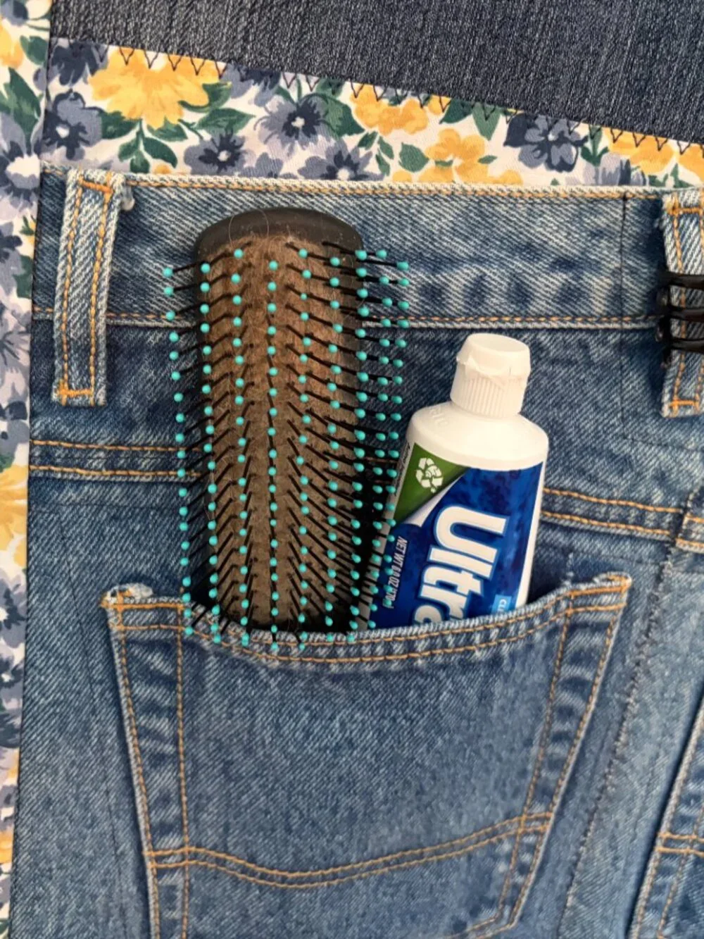 Denim quilt wall organizer with 4 pockets & 6 belt loops